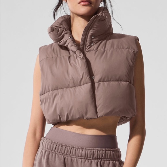 ALO Yoga Jackets & Blazers - Alo Cropped Gold Rush Puffer Vest - Mushroom M Authentic NWT
